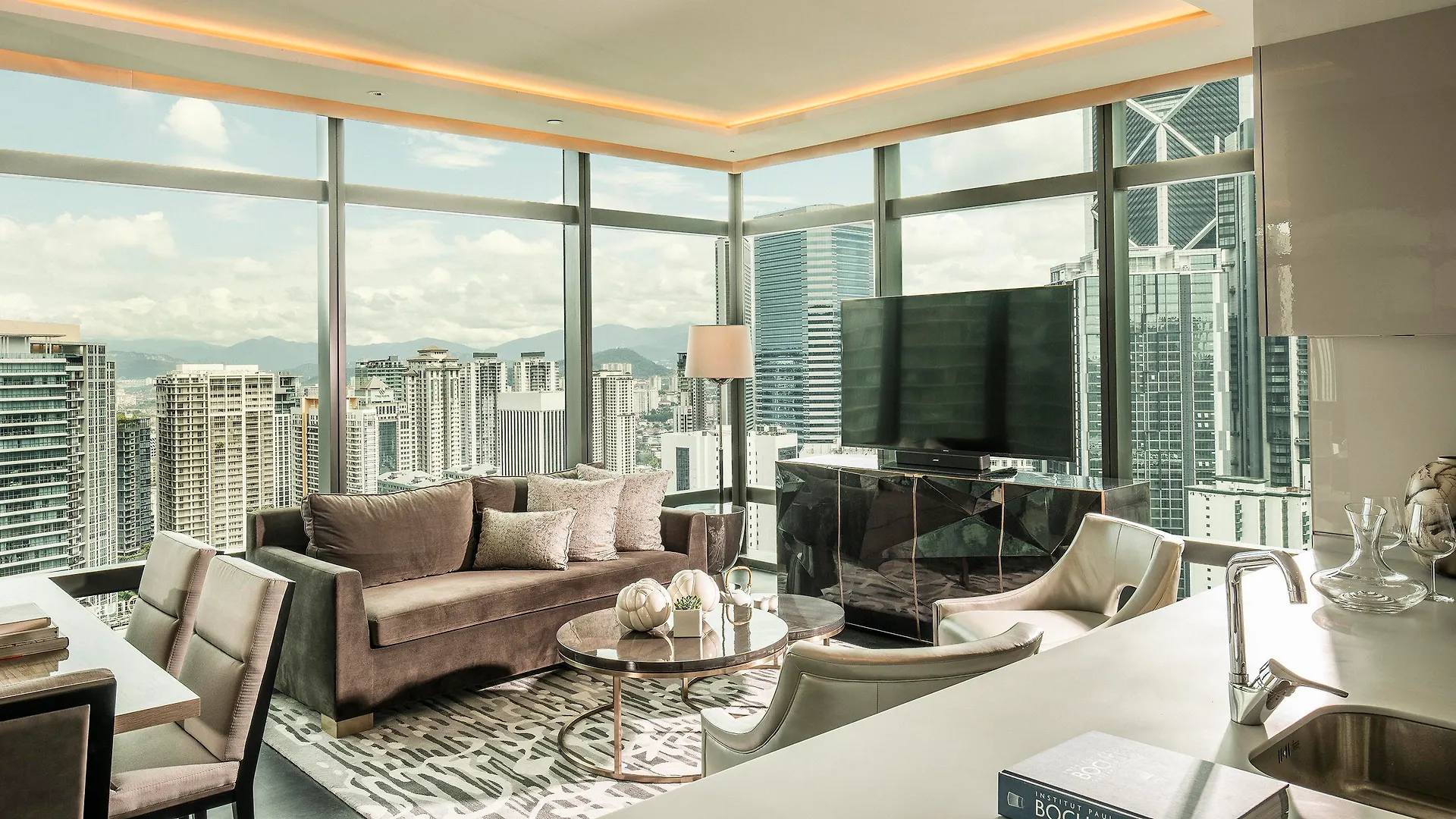 Four Seasons Hotel Kuala Lumpur