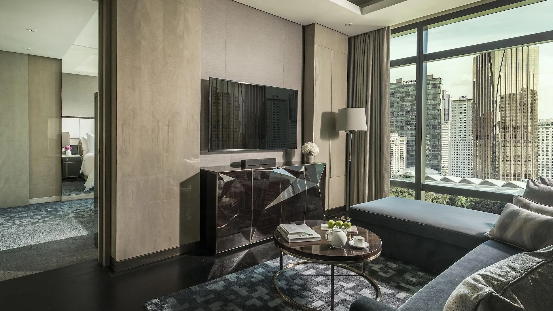 Four Seasons Hotel Kuala Lumpur 5*,